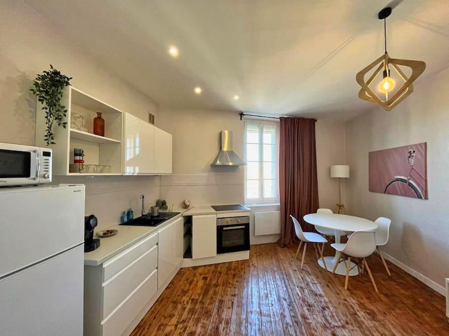 Camille - Charmant T2 Moderne Et Calme Châteaurenard Esterno foto