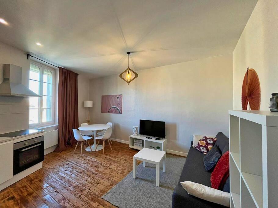 Camille - Charmant T2 Moderne Et Calme Châteaurenard Esterno foto